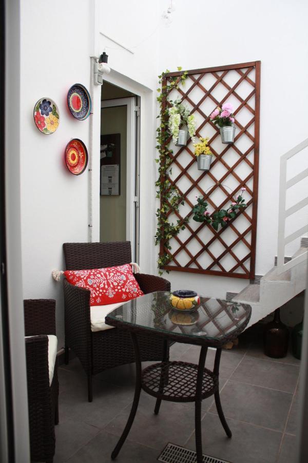 The Sunny Cottage By Freetimealgarve Faro Exterior photo